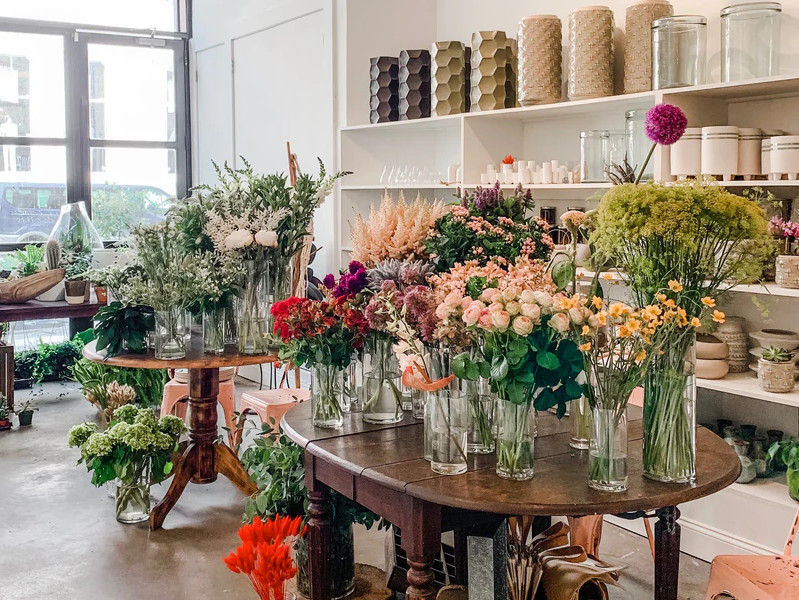The Flower Barn Flower Delivery